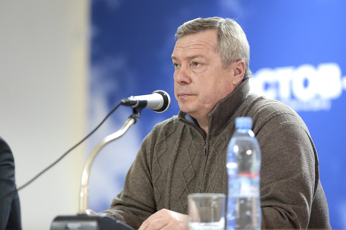Донской губернатор опроверг слухи о работе ПВО в Азове 7 ноября