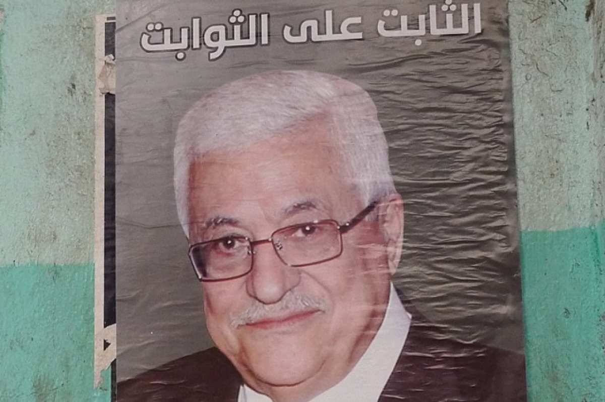 Yeni Şafak: в Палестине совершено нападение на кортеж Махмуда Аббаса
