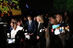 Сергей Кравцов и Татьяна Голикова на открытии иммерсивной экспозиции «Просвещение: большие перемены».