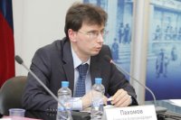 Депутат Госдумы призвал Кравцова отозвать министра образования Оренбуржья.