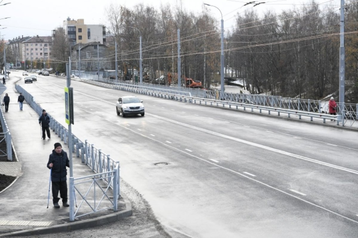 В Петрозаводске на улице Антикайнена открыли четырёхполосный мост | АиФ  Карелия