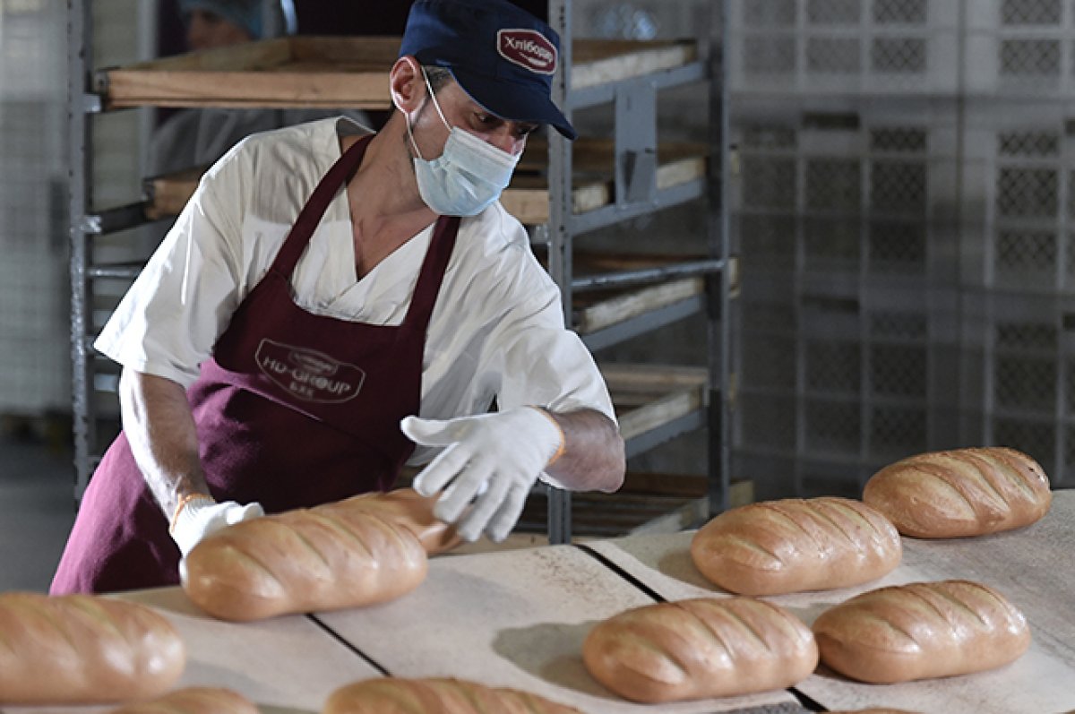 В России стали есть меньше хлеба. Пекари просят помощи у государства