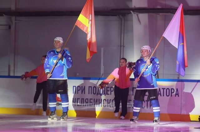 На Южном Урале уделяют большое внимание спорту. Так, недавно открылась ледовая арена в Усть-Катаве.