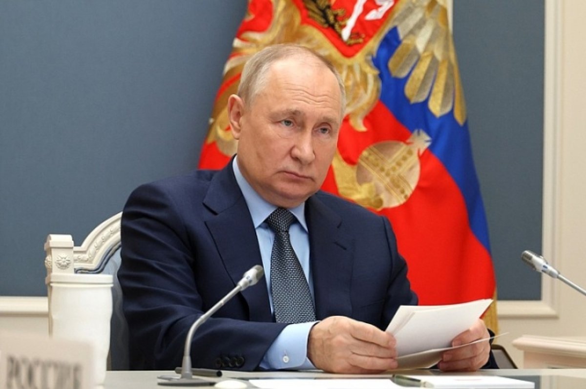 Путин подписал закон о дополнительных мерах поддержки волонтеров