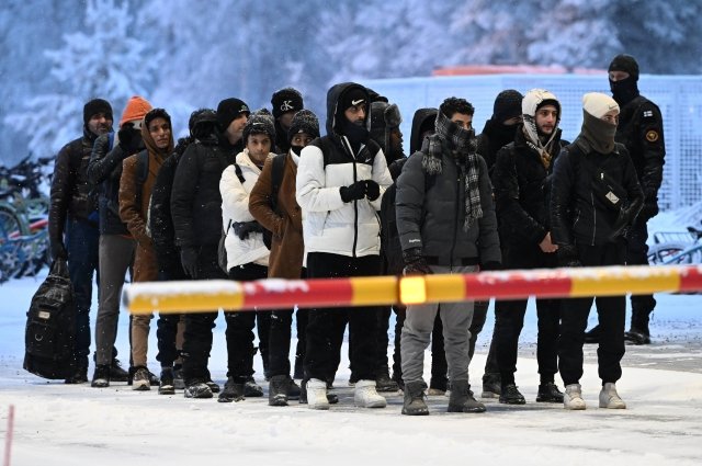 Мигранты на КПП Салла (российско-финляндская граница).