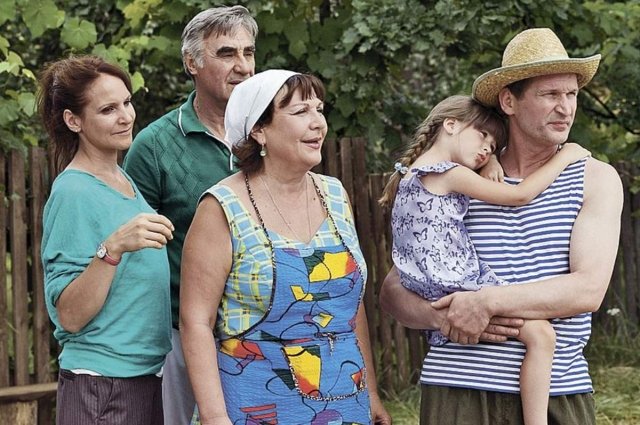 Кадр из сериала «Сваты», 2010 г.