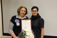 Сотрудницы отмечены за многолетний и добросовестный труд.
