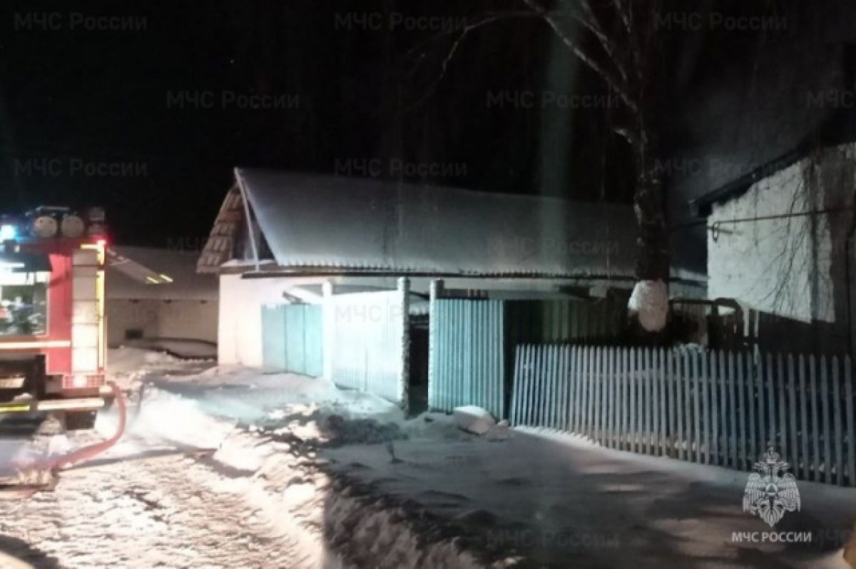 Сотрудники МЧС оперативно потушили пожар в Стародубском округе Брянщины