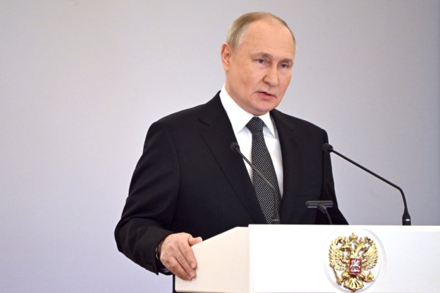 Президент РФ Владимир Путин на церемонии вручения медалей «Золотая Звезда» в Кремле накануне Дня Героев Отечества. 8 декабря 2023. 