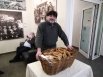 На мастер-классе в музее можно научиться печь традиционные русские калачи и кренделя. 