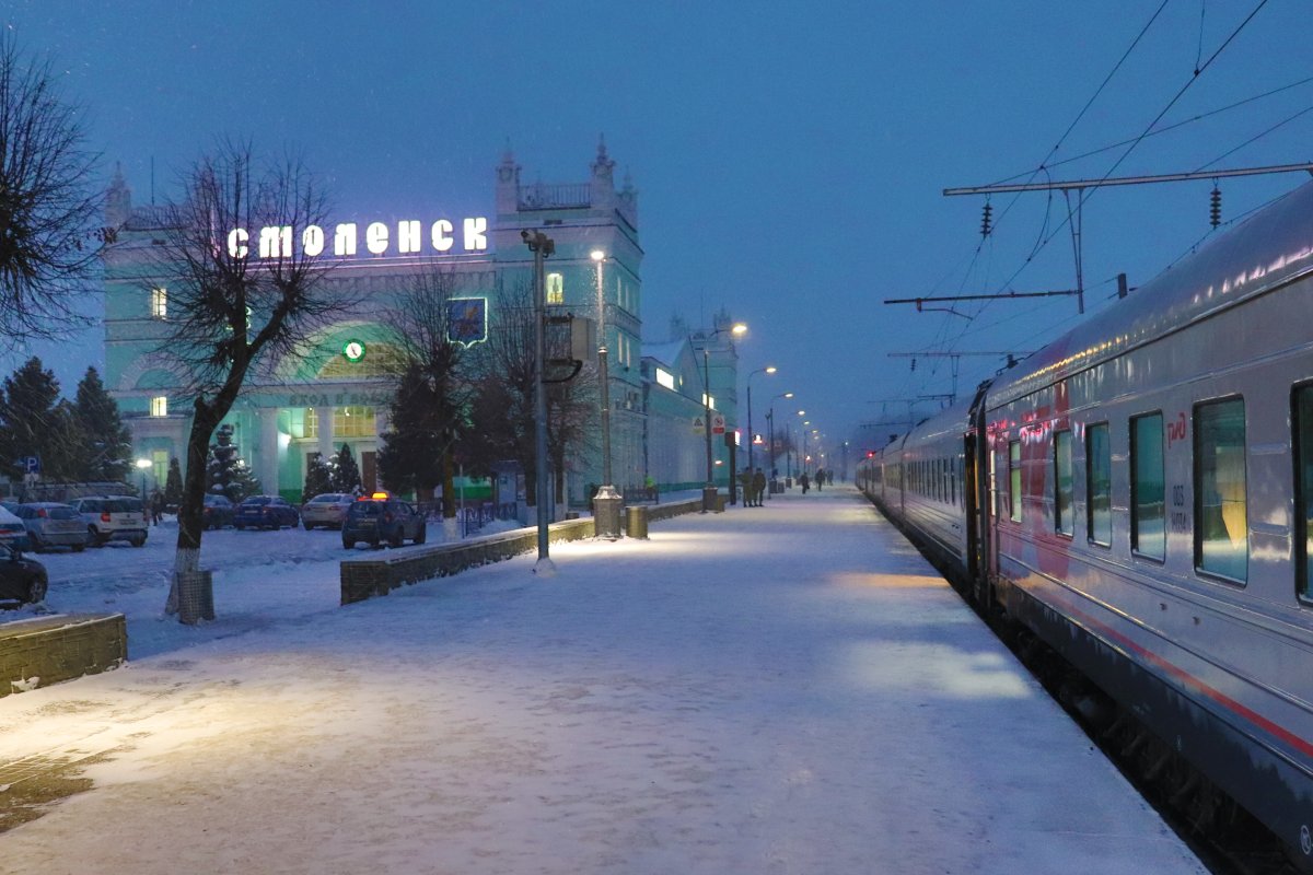 Дополнительные поезда свяжут Смоленск с Москвой в период праздников | АиФ  Смоленск