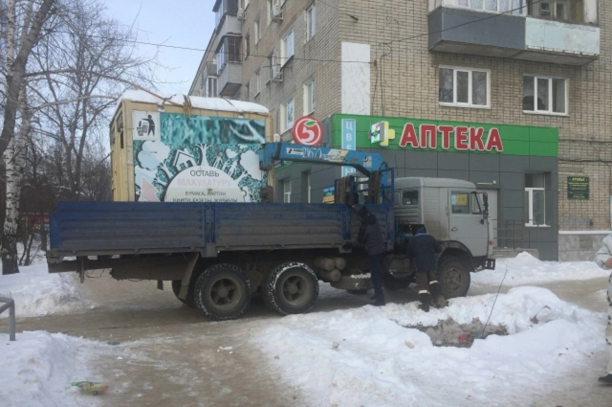 С улиц Ульяновска убирают незаконно установленные гаражи и другие строения  | АиФ Ульяновск