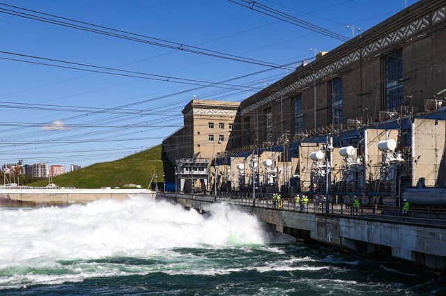 Иркутская ГЭС.