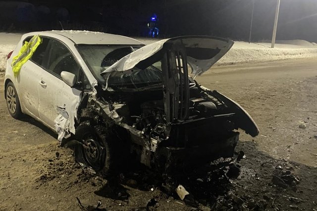 «Лада» столкнулась с автомобилем Kia Ceed, которым управлял 32-летний мужчина.