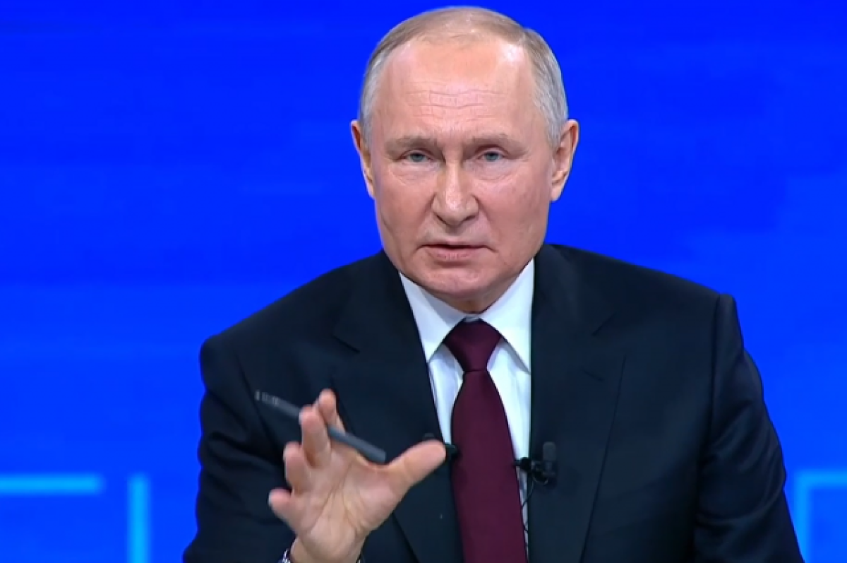 Путин заявил о важности наращивания темпов строительства дорог в России