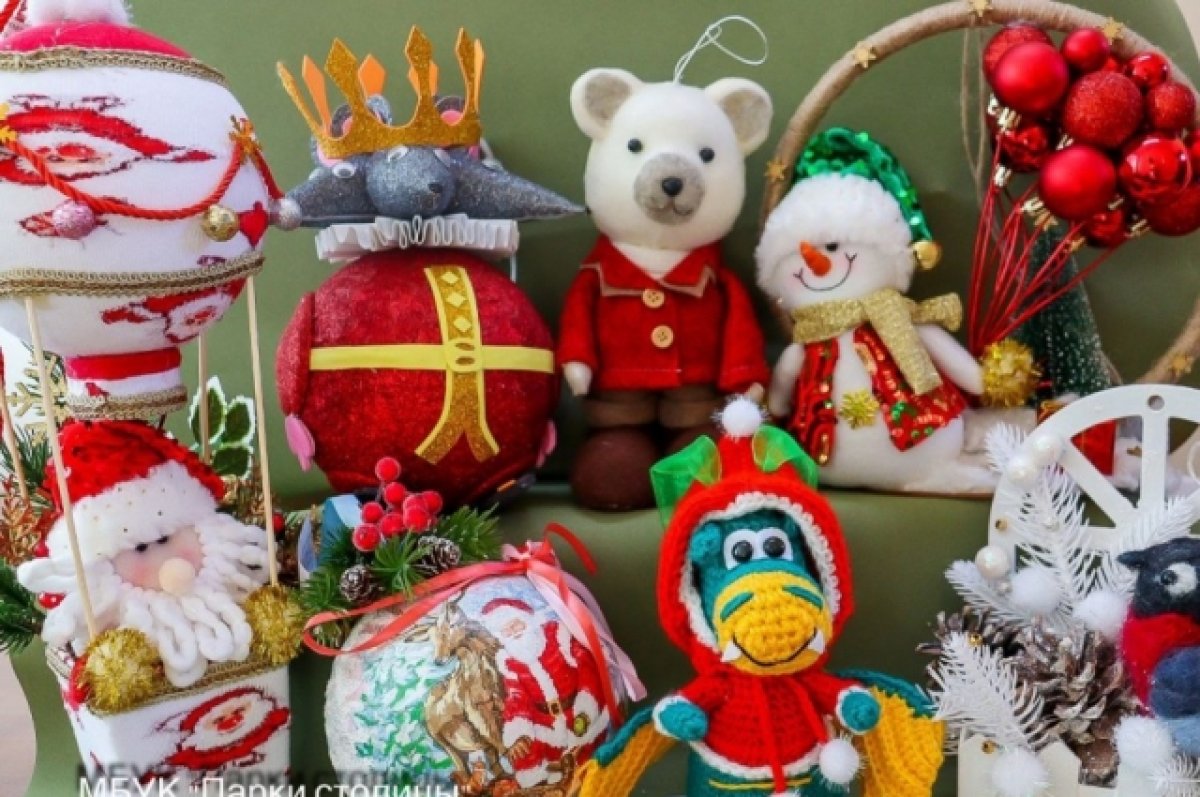 Коллекция елочных игрушек: сколько стоят раритетные новогодние украшения