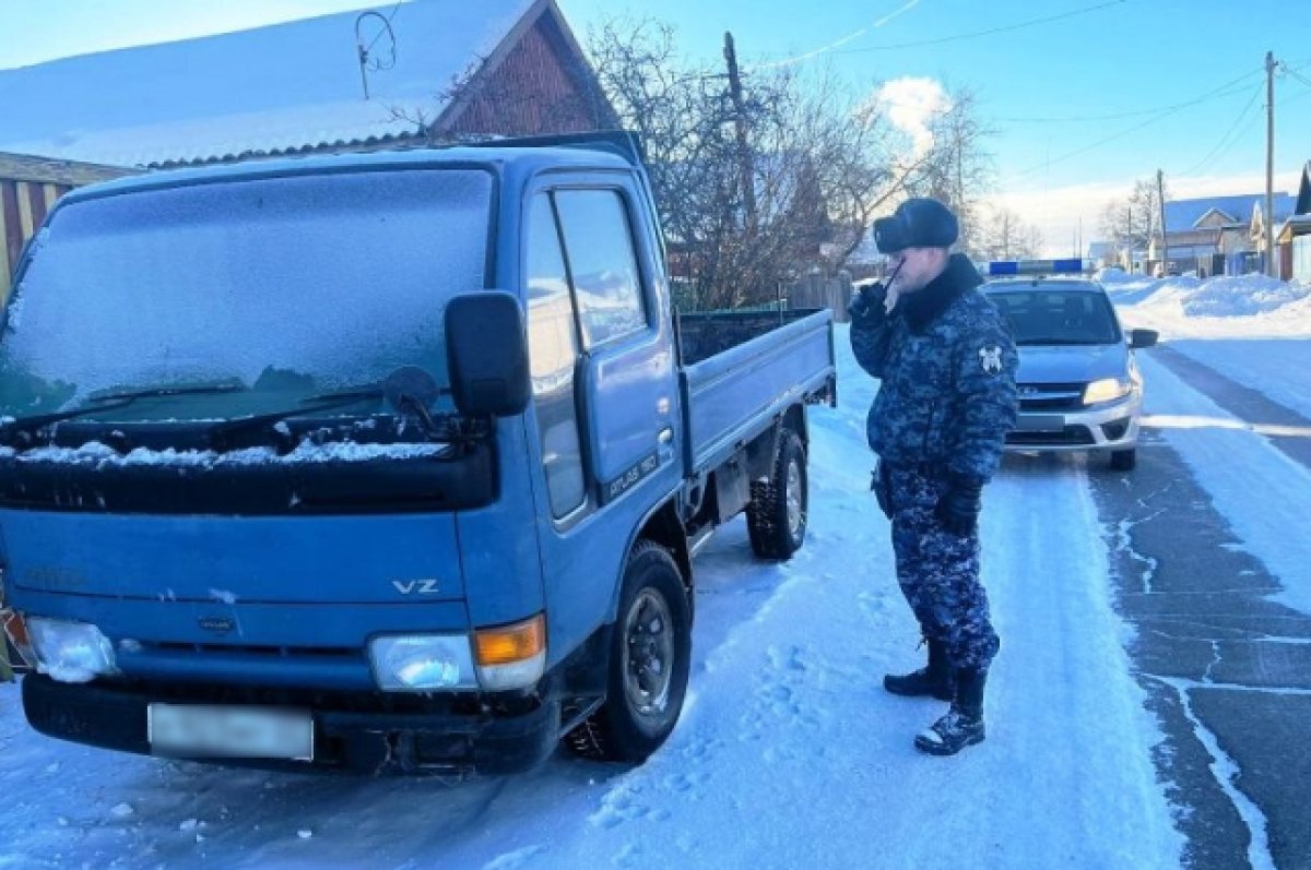 В Бурятии случайно задержали угонщика машины, который странно вёл себя |  АиФ Бурятия