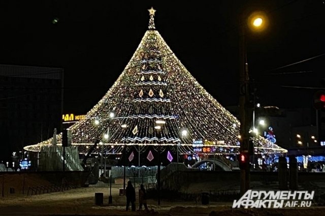 Новый год впитал в себя традиционные, фольклорные и христианские смыслы.