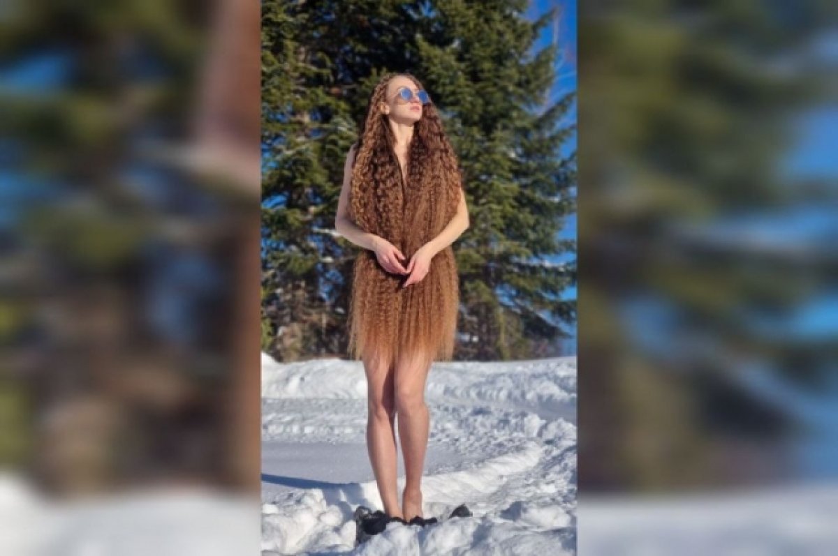 Жительница Барнаула за 11 лет отрастила косу в 117 см