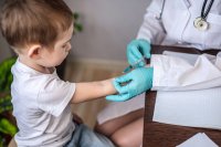 Вакцина БЦЖ предохраняет малышей от опасной инфекции. 
