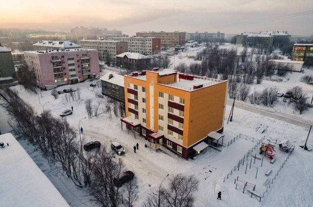 До сей поры в основном в Мурманске строили дома для расселения граждан из аварийного жилого фонда и обеспечения квартирами детей-сирот.