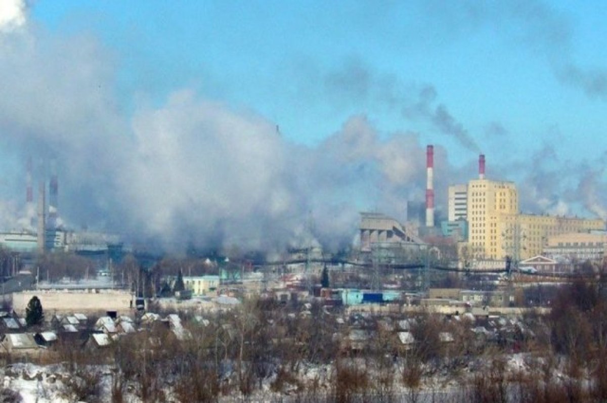 Атмосферный воздух находится