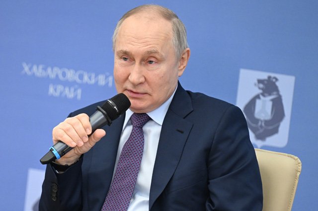 Президент РФ Владимир Путин на встрече в Хабаровске с представителями деловых кругов Дальневосточного федерального округа.