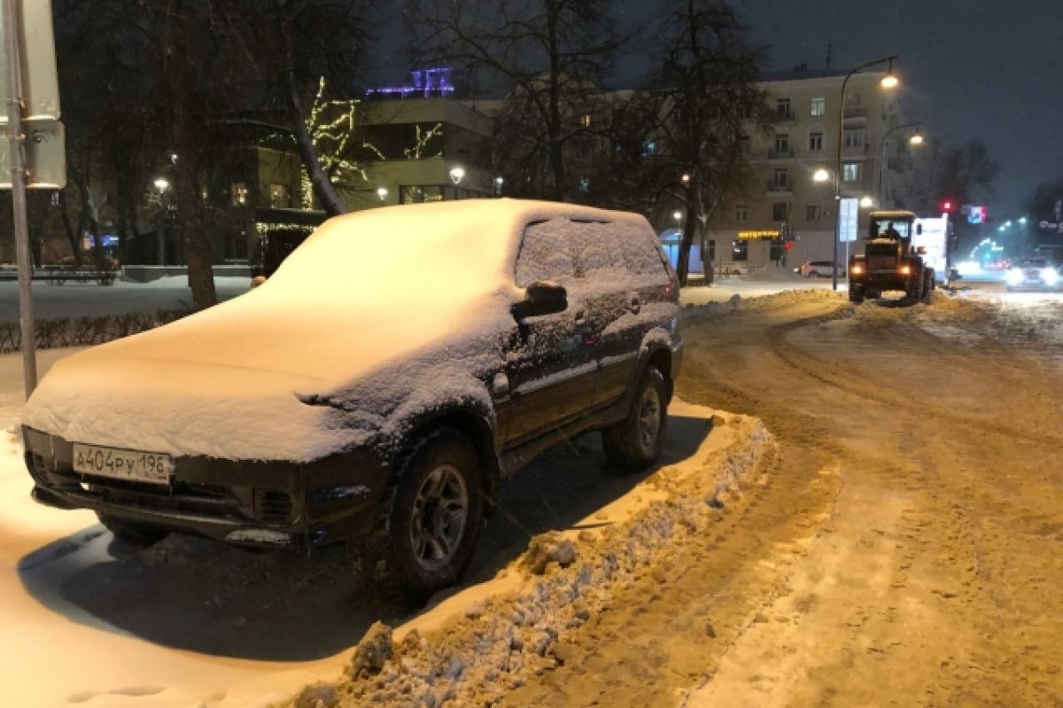 Главная проблема – припаркованные авто. Как в Воронеже проходит уборка снега  | АиФ Воронеж