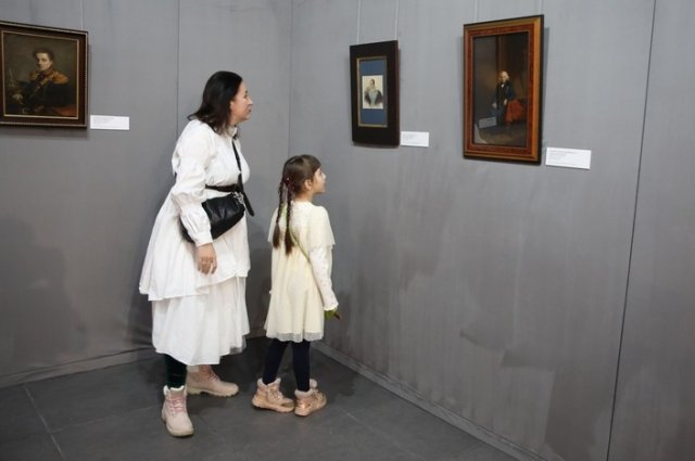 На выставке представлены портреты XVIII–XIX веков.