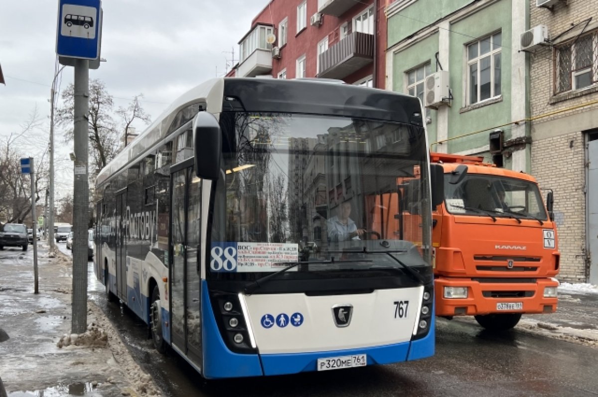 Трое водителей переехали из Москвы в Ростов, чтобы работать на электробусах