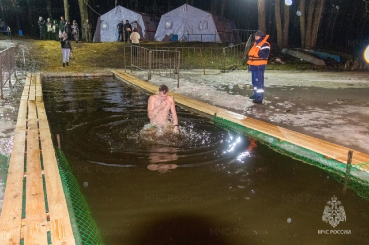 На Крещение в Брянской области решили открыть 55 купелей: список мест