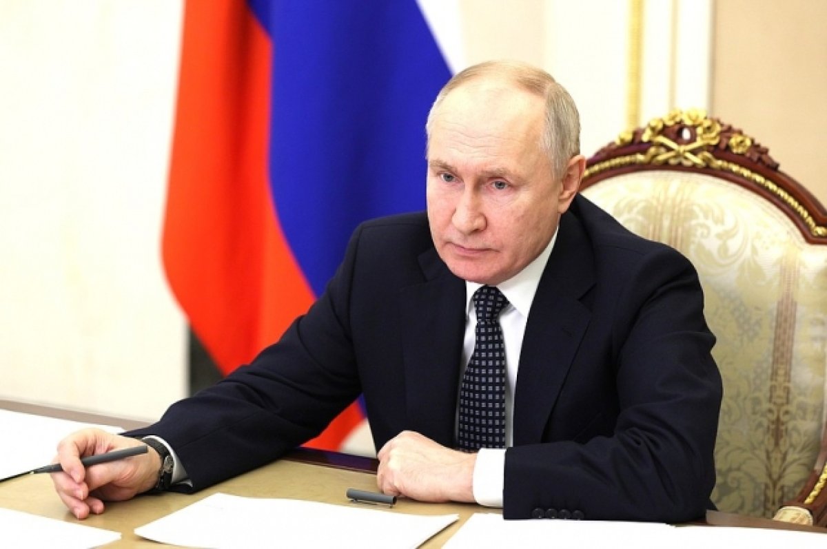Путин написал слова благодарности волонтерам из своего штаба