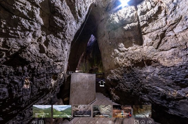 Первые обитатели Денисовой пещеры жили в ней около 300 тысяч лет назад.