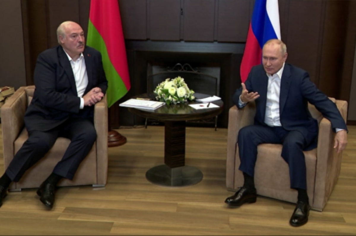 Лукашенко анонсировал переговоры с Путиным перед заседанием ВГС СГ