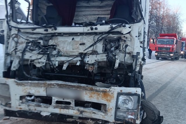 В ДТП в Якшур-Бодьинском районе пострадали два водителя.