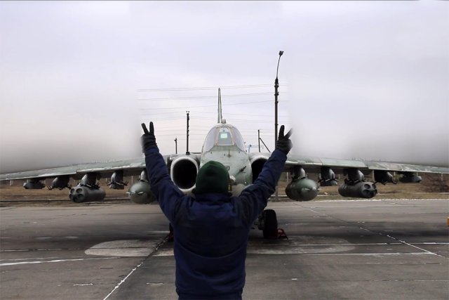 Штурмовики Су-25 поразили противника на Краснолиманском направлении