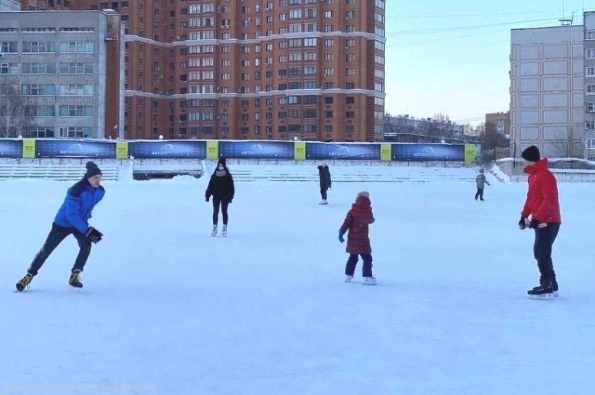 В Рязани студентов приглашают бесплатно покататься на катке «Локомотив» |  АиФ Рязань