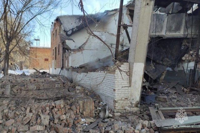 «Бахнуло на весь город».В Новотроицке взорвалась станция ЖКХ с 7 рабочими.