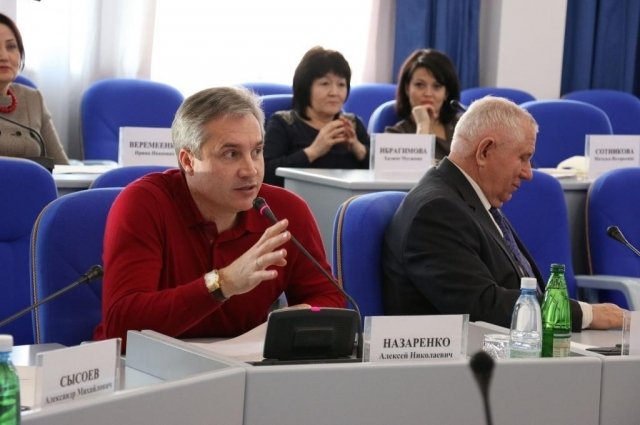 Коллеги лишили Алексея Назаренко депутатского мандата только через полгода после возбуждения дела.
