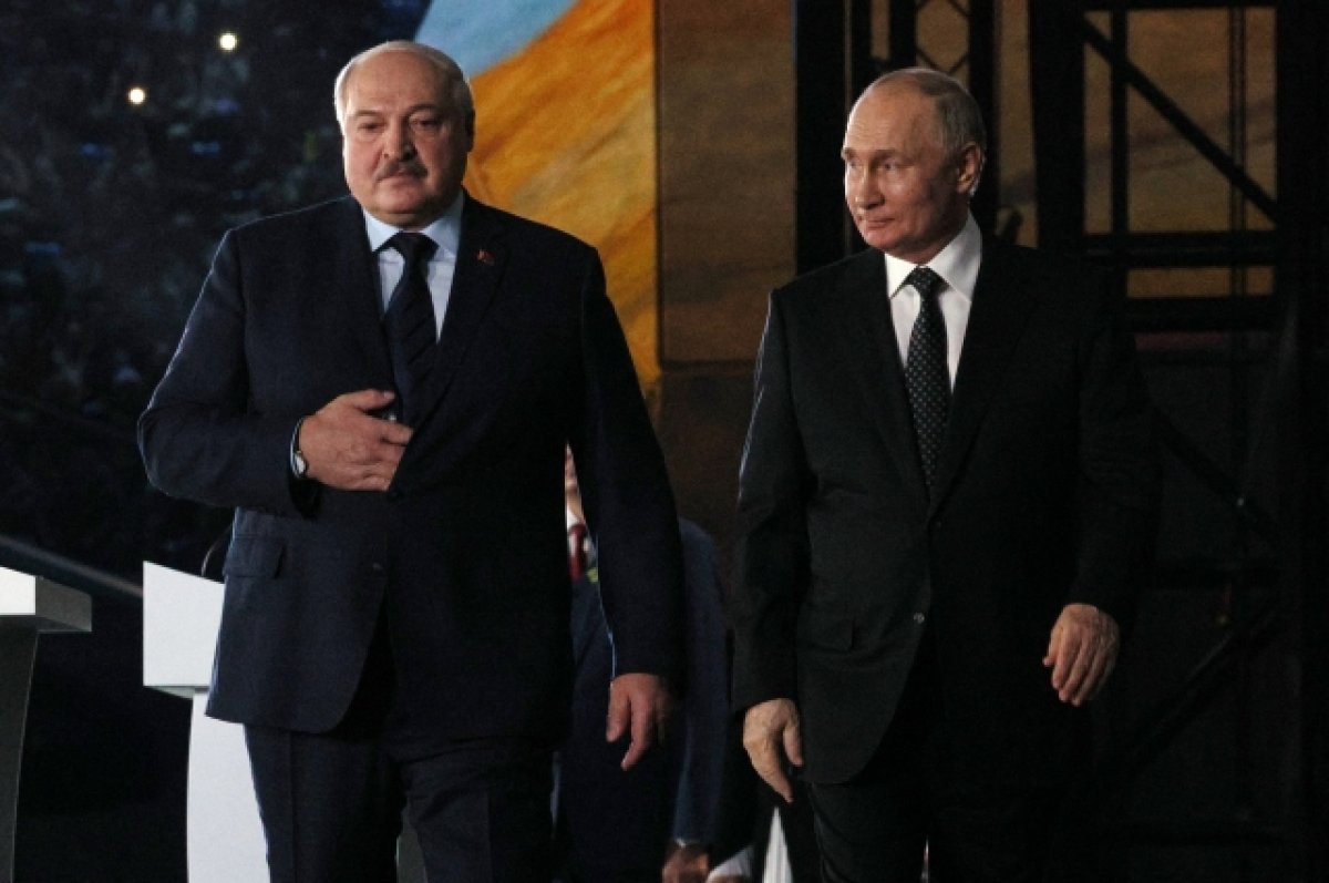 Путин и Лукашенко побеседуют в неформальной обстановке
