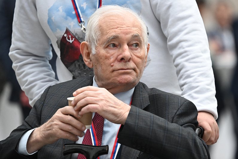 Доверенное лицо президент Национальной медицинской палаты Леонид Рошаль.