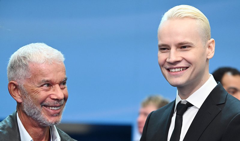 Доверенные лица певцы Олег Газманов (слева) и SHAMAN.
