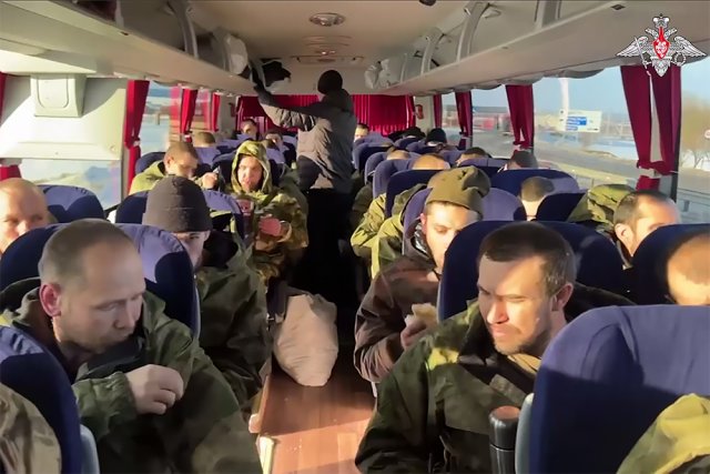 Возвращение российских военнослужащих из плена