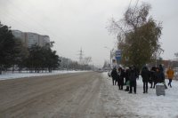 Проживающие в Солнечном оренбуржцы так и не дождались автобуса.