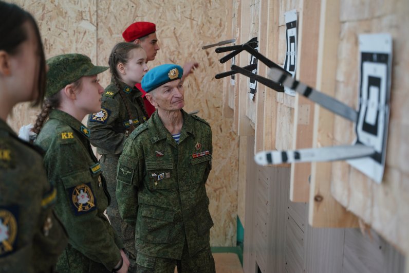 Турнир состоялся в средней общеобразовательной татарско-русской школе №48 с углубленным изучением отдельных предметов Приволжского района Казани.