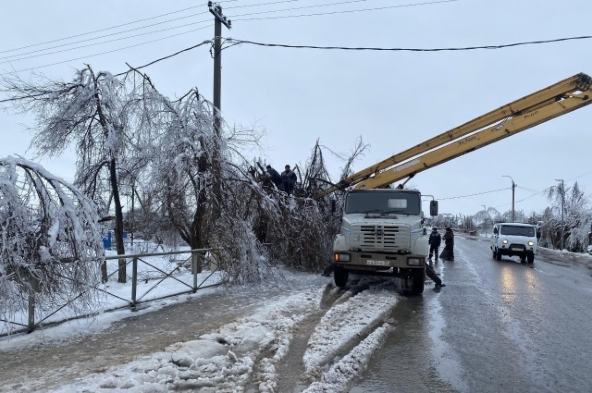 Без света, воды и отопления остаются в волгоградском Котельниково | АиФ  Волгоград