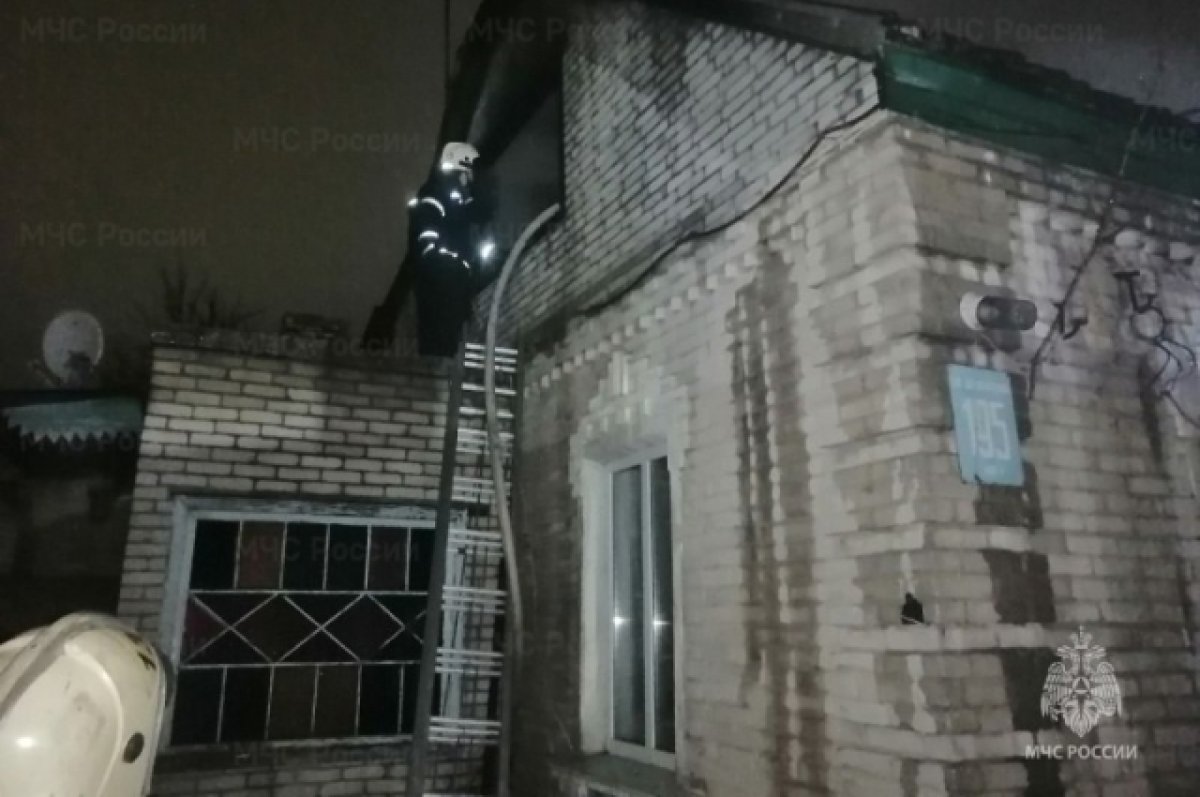 Ночью 17 февраля в Брянске и Дятьково загорелись жилые дома