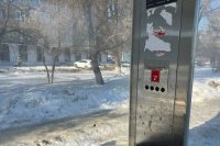 В Оренбурге неподключенные «умные» остановки начали ржаветь