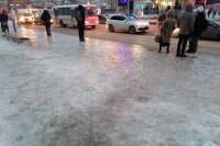 58 оренбуржцев обратились в травмпункты из-за гололедицы за два дня