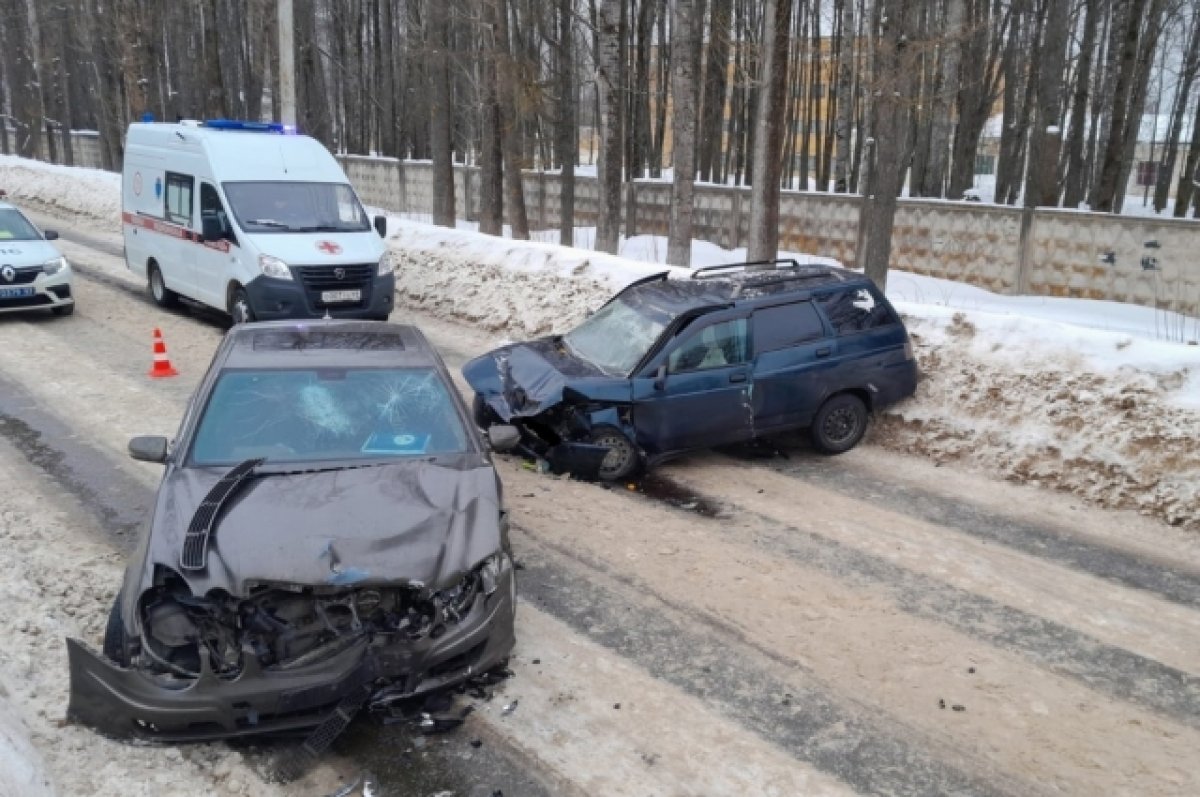 В Торжке в ДТП с нарушившим 108 раз ПДД водителем пострадали три человека |  АиФ Тверь